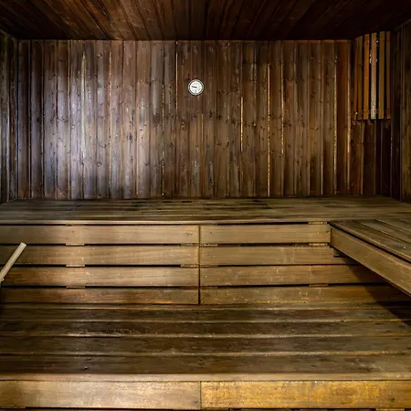 Monte Selwo Apartamiento Con Gym, Jacuzzi Y Balcon 아파트 에스테포나