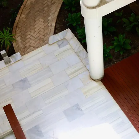 Rentitspain Charming Gym, Jacuzzi Y Balcon * Εστεπόνα