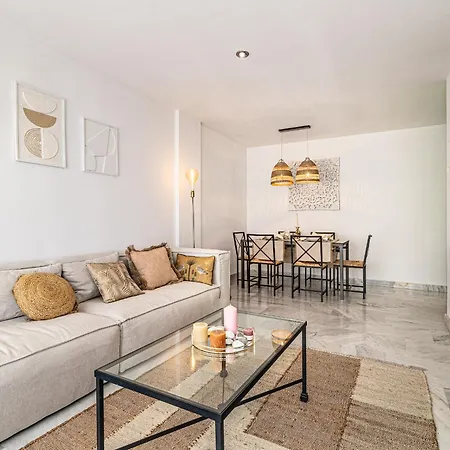 Rentitspain Charming Apartment: Parque Botanico & Country Club Estepona