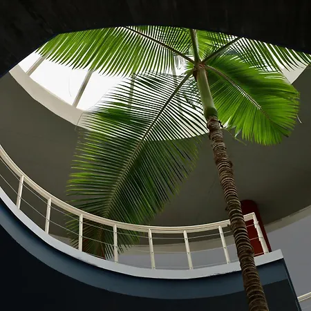 Apartment Rentitspain Charming Gym, Jacuzzi Y Balcon Estepona