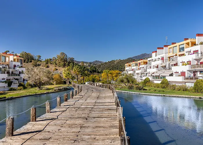 Rentitspain Charming Gym, Jacuzzi Y Balcón * Estepona