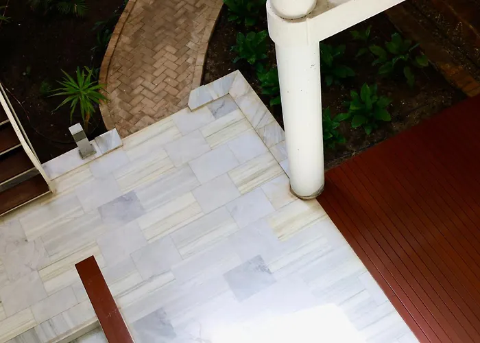 Rentitspain Charming Gym, Jacuzzi Y Balcón * Estepona