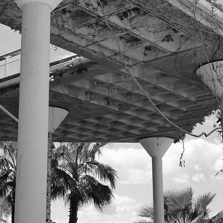 Apartamento Rentitspain Charming Gym, Jacuzzi Y Balcón Estepona