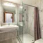 Rentitspain Charming Gym, Jacuzzi Y Balcón Apartamento *